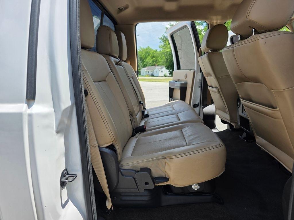 Ford F-250 SD Lariat Crew Cab 4WD 2015
