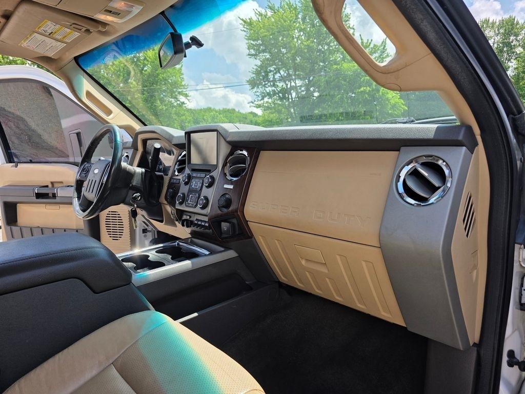 Ford F-250 SD Lariat Crew Cab 4WD 2015
