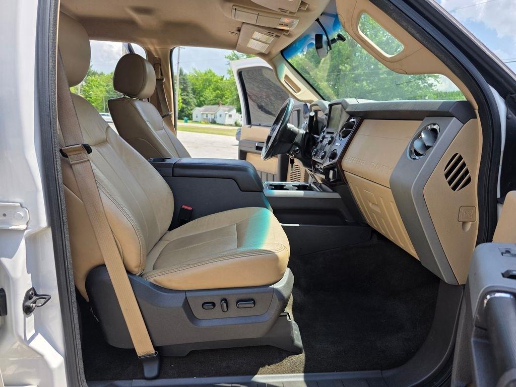 Ford F-250 SD Lariat Crew Cab 4WD 2015