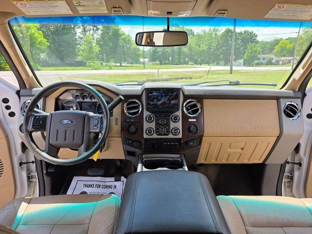 Ford F-250 SD Lariat Crew Cab 4WD 2015