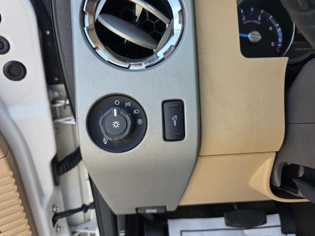 Ford F-250 SD Lariat Crew Cab 4WD 2015