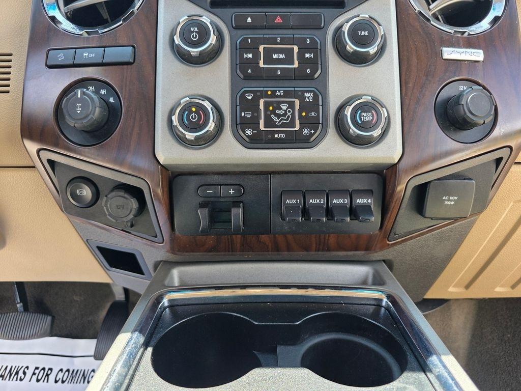 Ford F-250 SD Lariat Crew Cab 4WD 2015