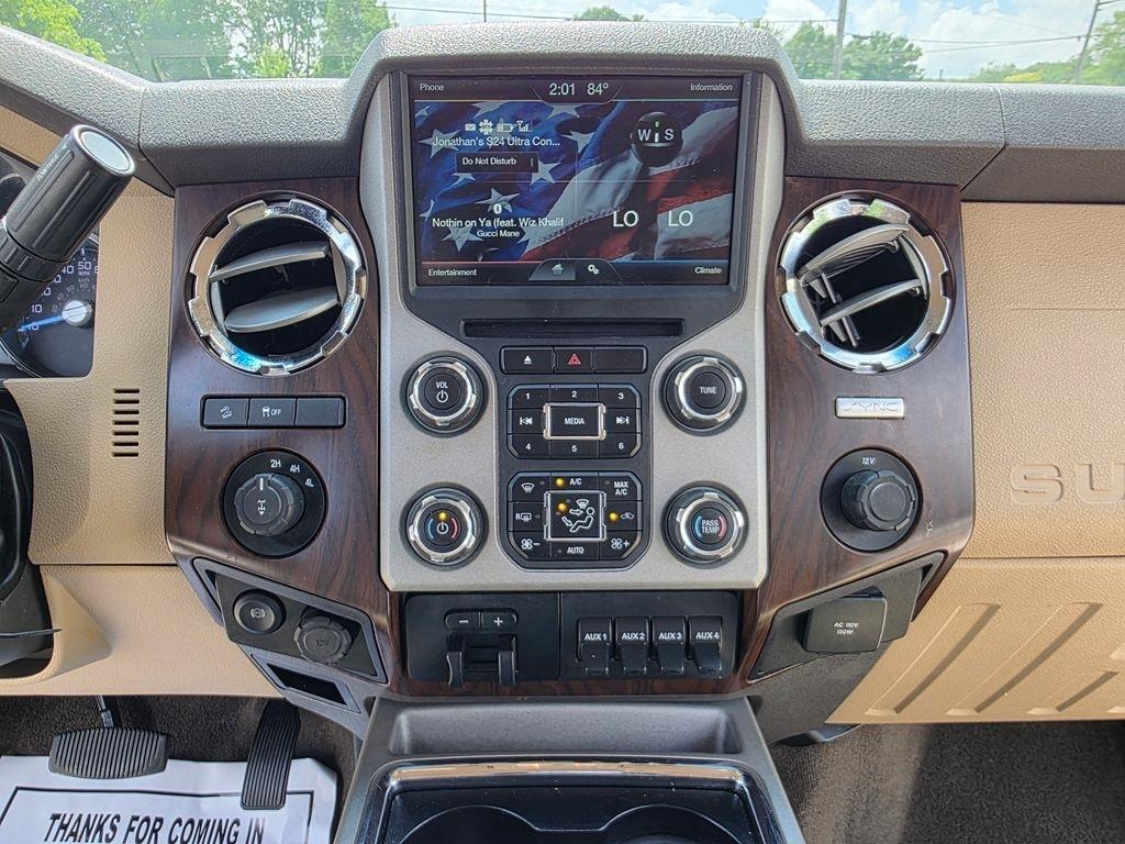 Ford F-250 SD Lariat Crew Cab 4WD 2015