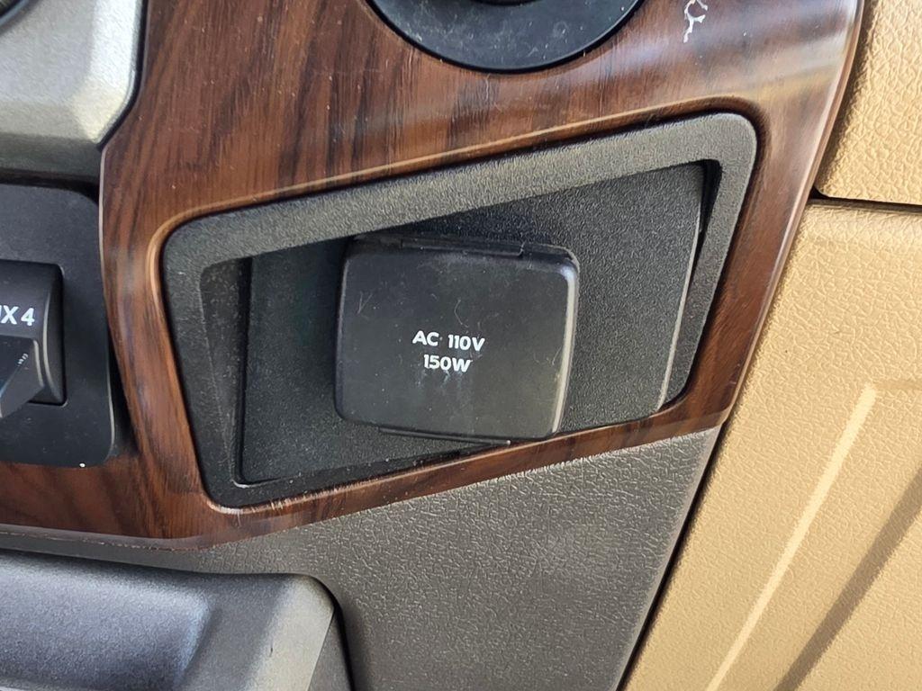 Ford F-250 SD Lariat Crew Cab 4WD 2015