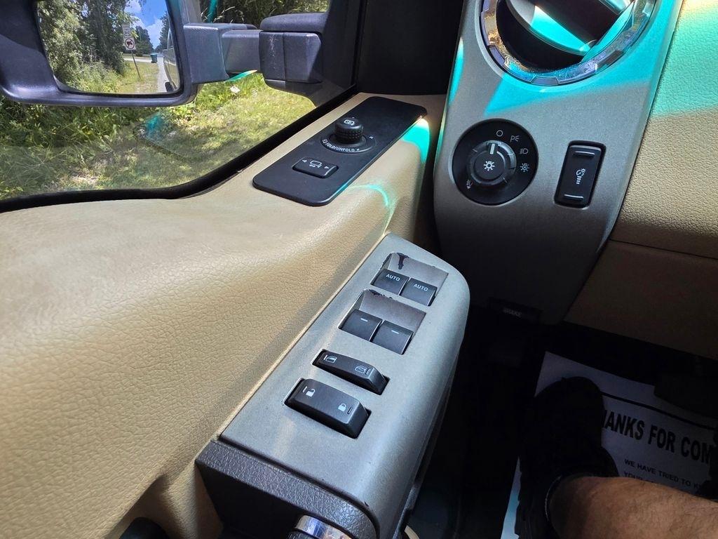Ford F-250 SD Lariat Crew Cab 4WD 2015