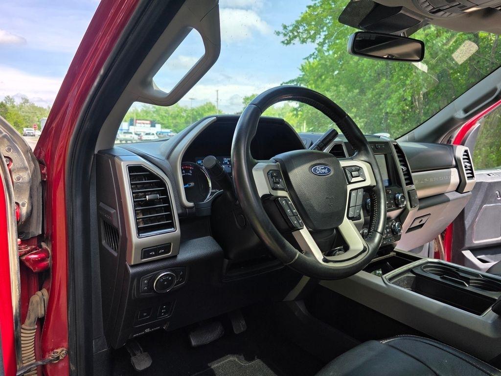 Ford F-350 SD Lariat Crew Cab Long Bed 4WD 2020