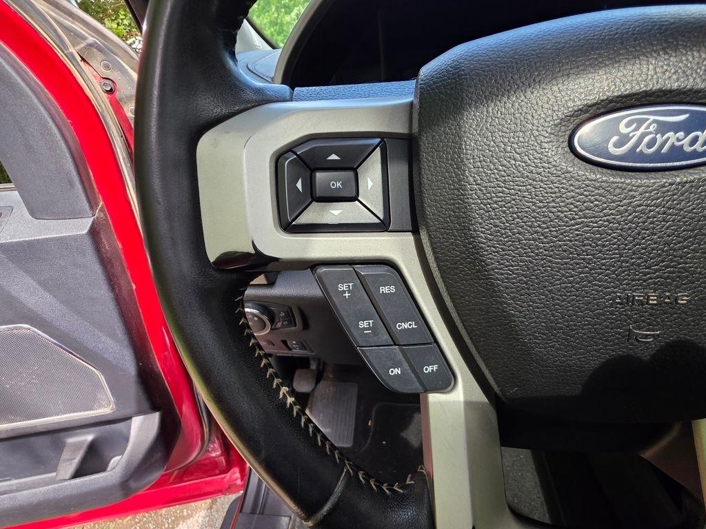 Ford F-350 SD Lariat Crew Cab Long Bed 4WD 2020