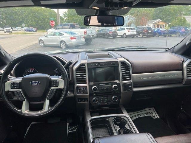 Ford F-350 SD King Ranch Crew Cab 4WD 2017