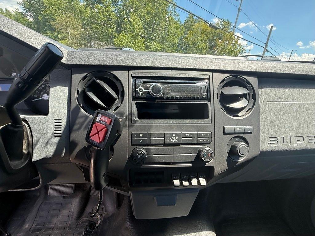 Ford F-250 SD XL 4WD 2012