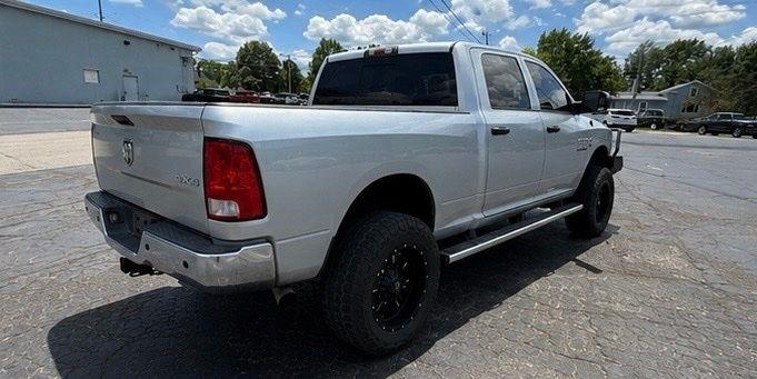 RAM 2500 Tradesman Crew Cab SWB 4WD 2016