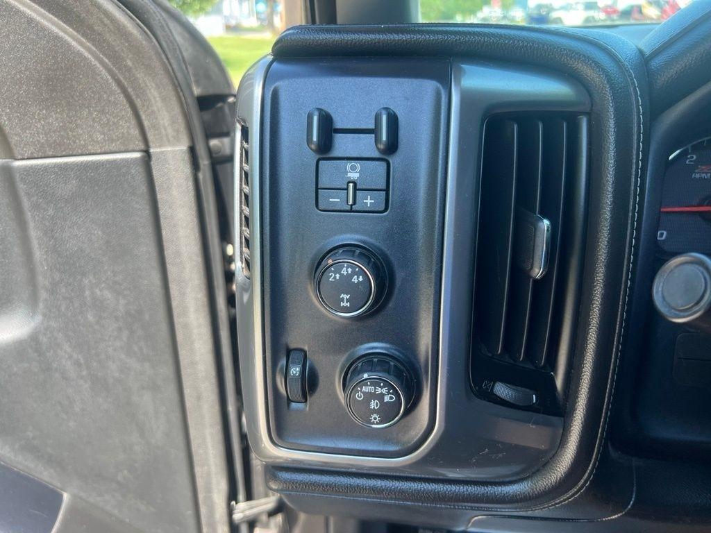 Chevrolet Silverado 2500HD LTZ Double Cab 4WD 2015