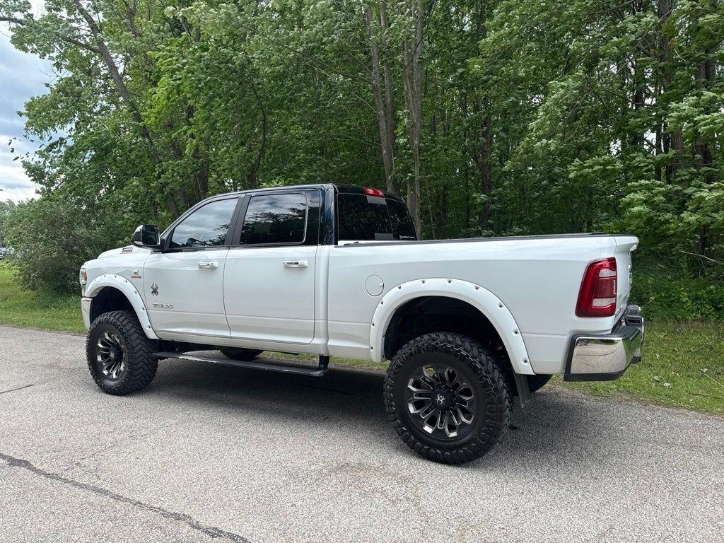 RAM 3500 Laramie Crew Cab SWB 4WD 2022