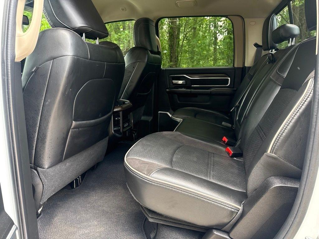 RAM 3500 Laramie Crew Cab SWB 4WD 2022