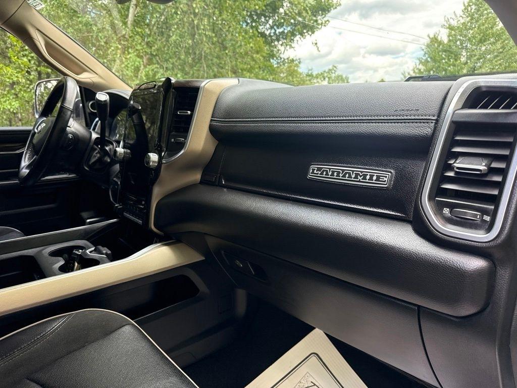 RAM 3500 Laramie Crew Cab SWB 4WD 2022