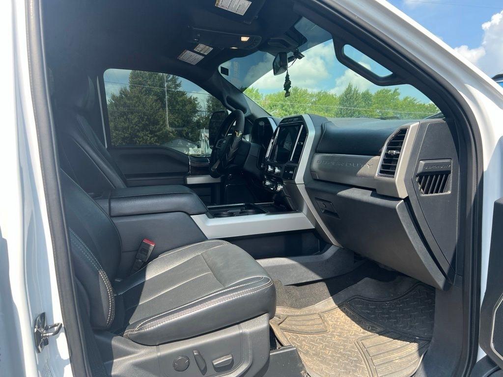 Ford F-250 SD Lariat Crew Cab 4WD 2022