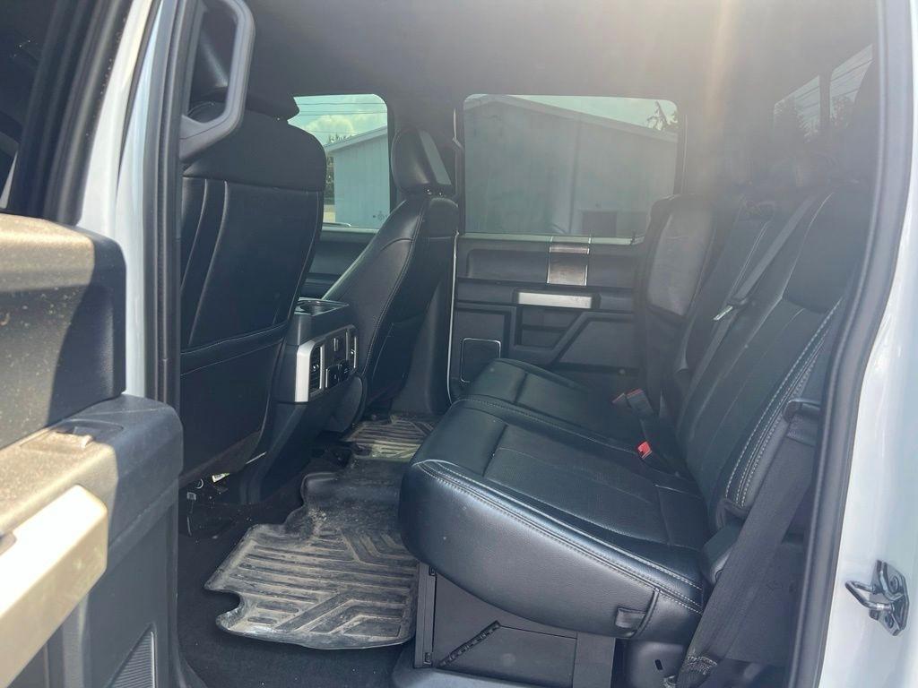 Ford F-250 SD Lariat Crew Cab 4WD 2022