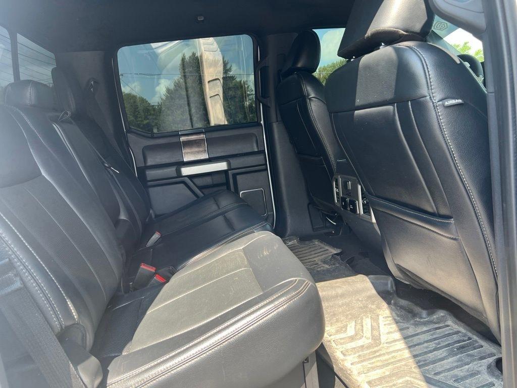 Ford F-250 SD Lariat Crew Cab 4WD 2022
