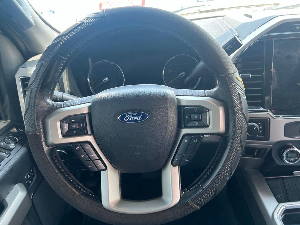 Ford F-250 SD Lariat Crew Cab 4WD 2022