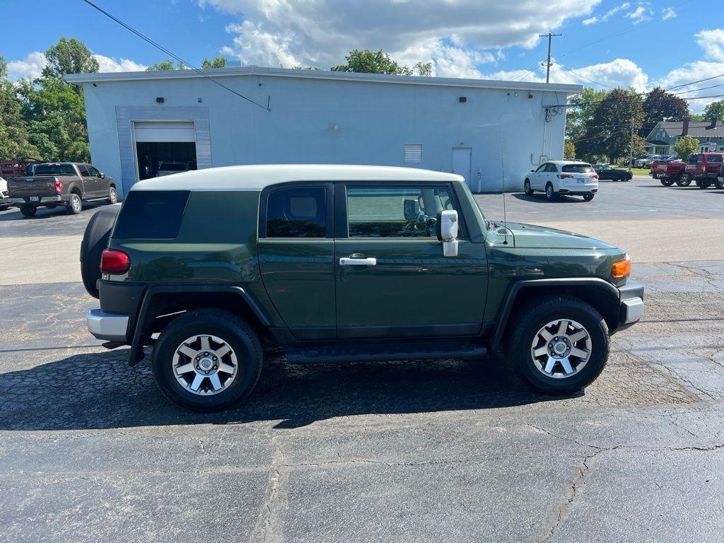 Toyota FJ Cruiser 4WD AT 2014