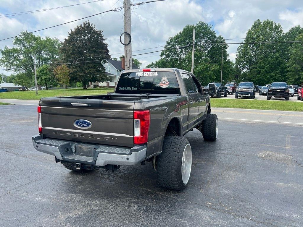 Ford F-250 SD Lariat Crew Cab 4WD 2017