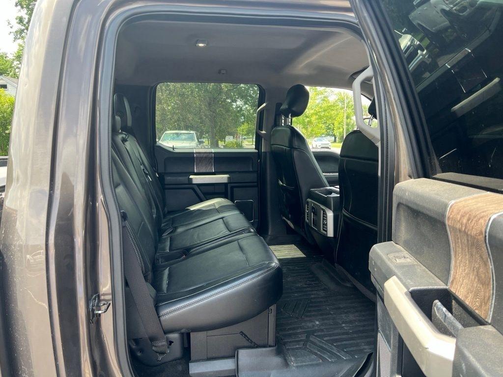 Ford F-250 SD Lariat Crew Cab 4WD 2017