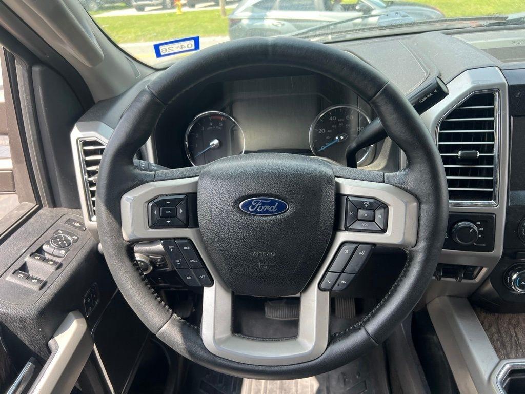 Ford F-250 SD Lariat Crew Cab 4WD 2017