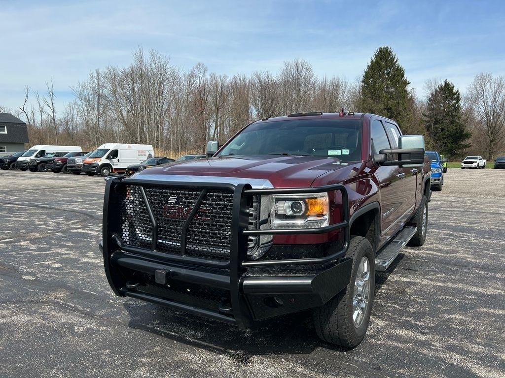 GMC Sierra 2500HD Denali Crew Cab 4WD 2016