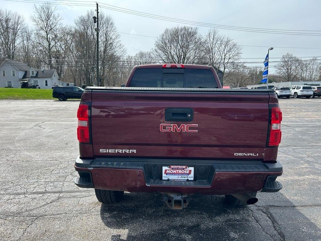 GMC Sierra 2500HD Denali Crew Cab 4WD 2016