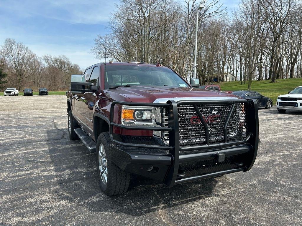 GMC Sierra 2500HD Denali Crew Cab 4WD 2016