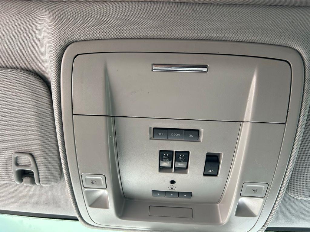 GMC Sierra 2500HD Denali Crew Cab 4WD 2016
