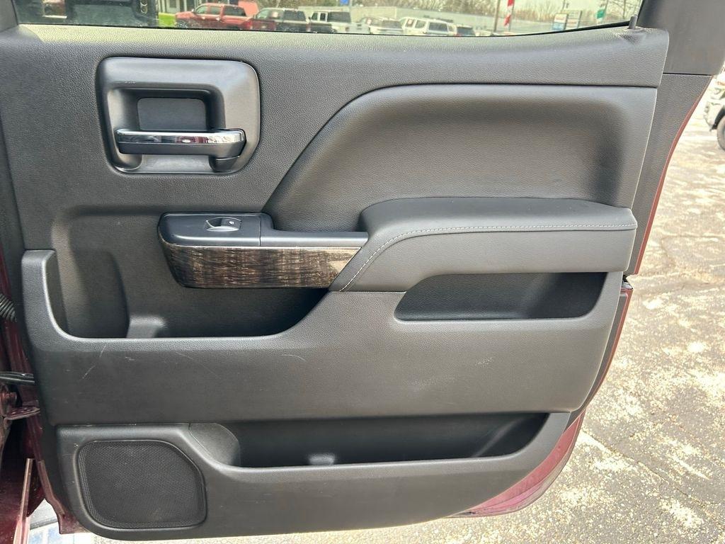 GMC Sierra 2500HD Denali Crew Cab 4WD 2016