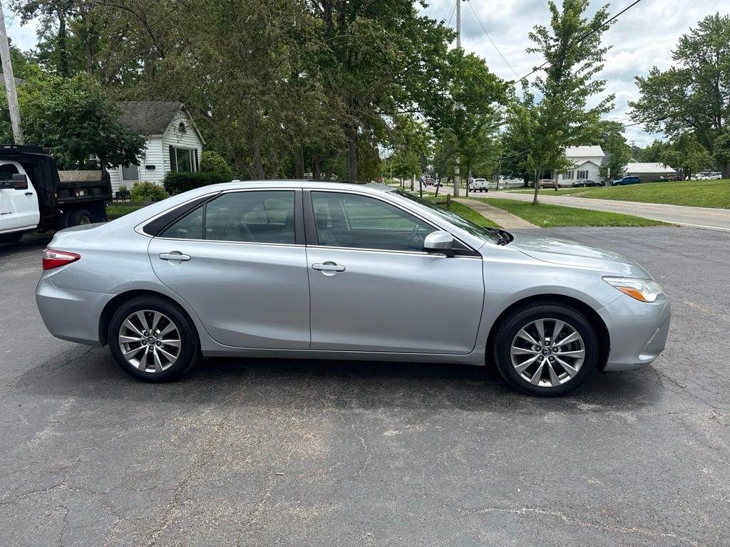 Toyota Camry XLE 2017