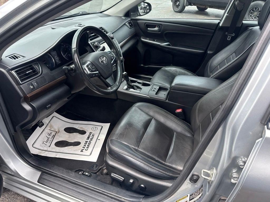 Toyota Camry XLE 2017