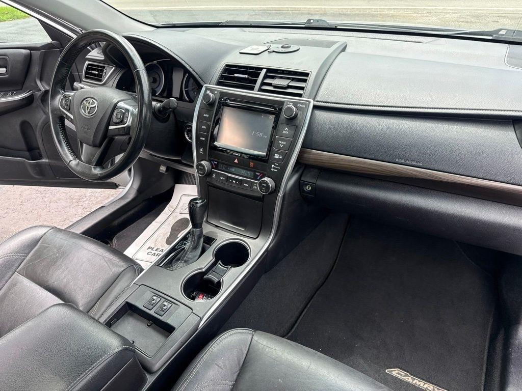 Toyota Camry XLE 2017