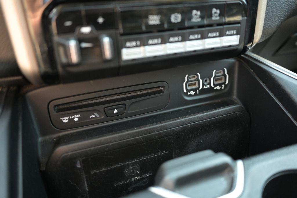 RAM 2500 Laramie Crew Cab SWB 4WD 2019