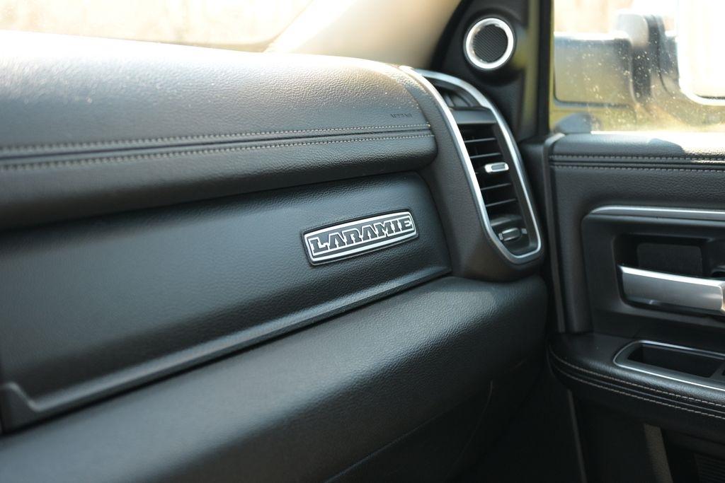 RAM 2500 Laramie Crew Cab SWB 4WD 2019