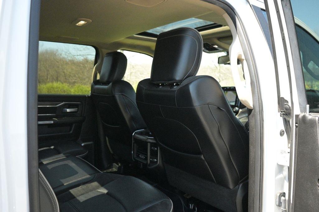RAM 2500 Laramie Crew Cab SWB 4WD 2019