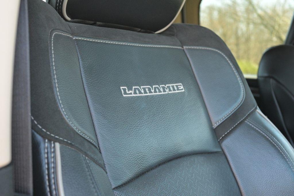 RAM 2500 Laramie Crew Cab SWB 4WD 2019
