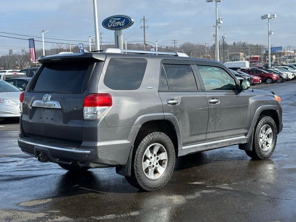 Toyota 4Runner  2012