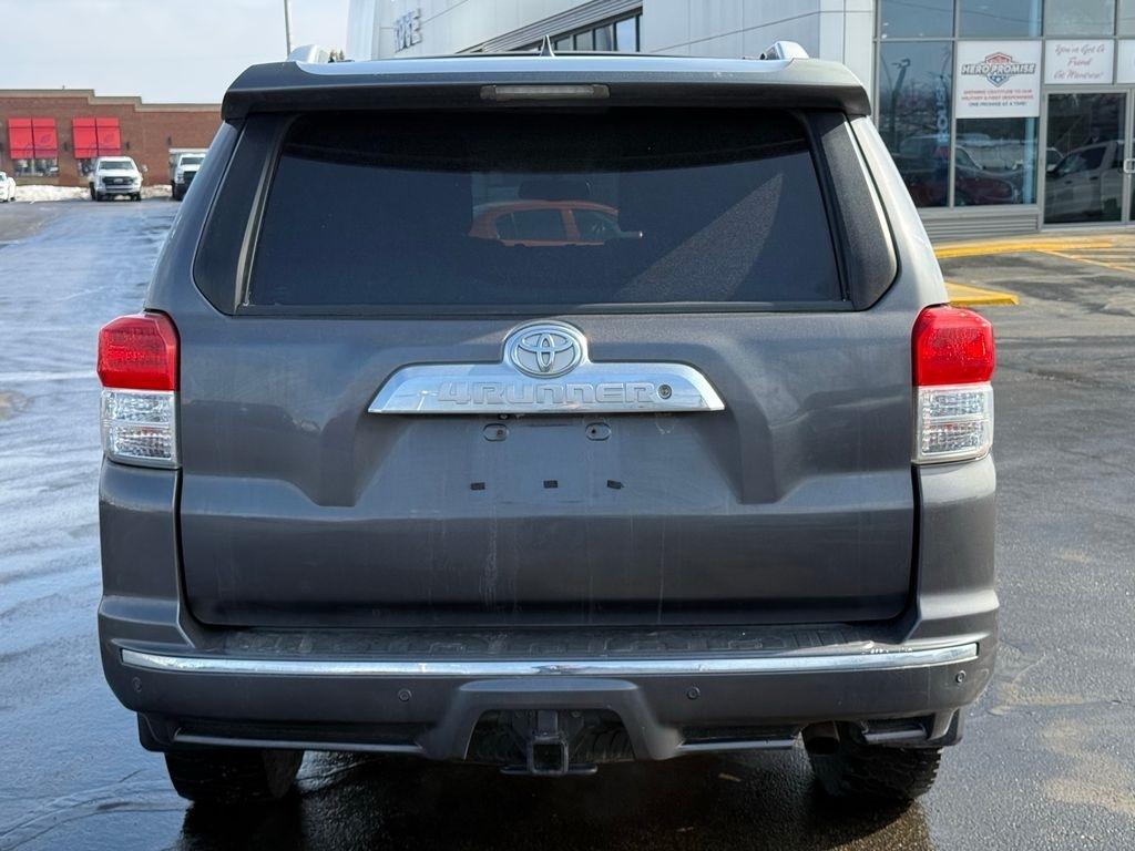 Toyota 4Runner  2012