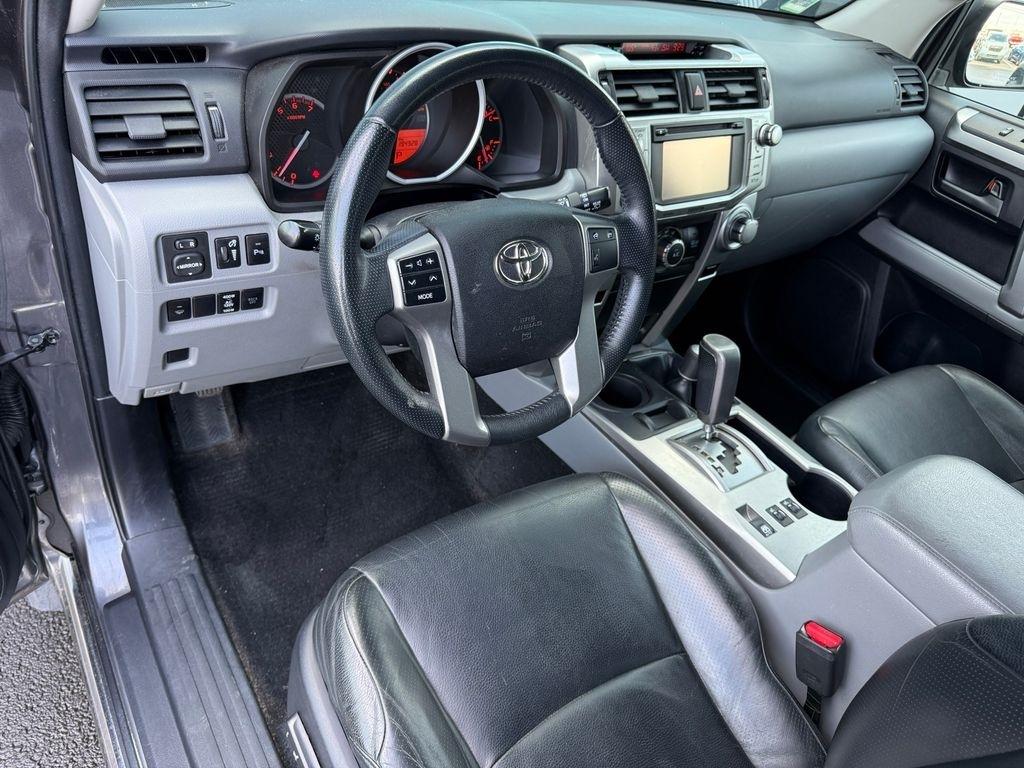 Toyota 4Runner  2012