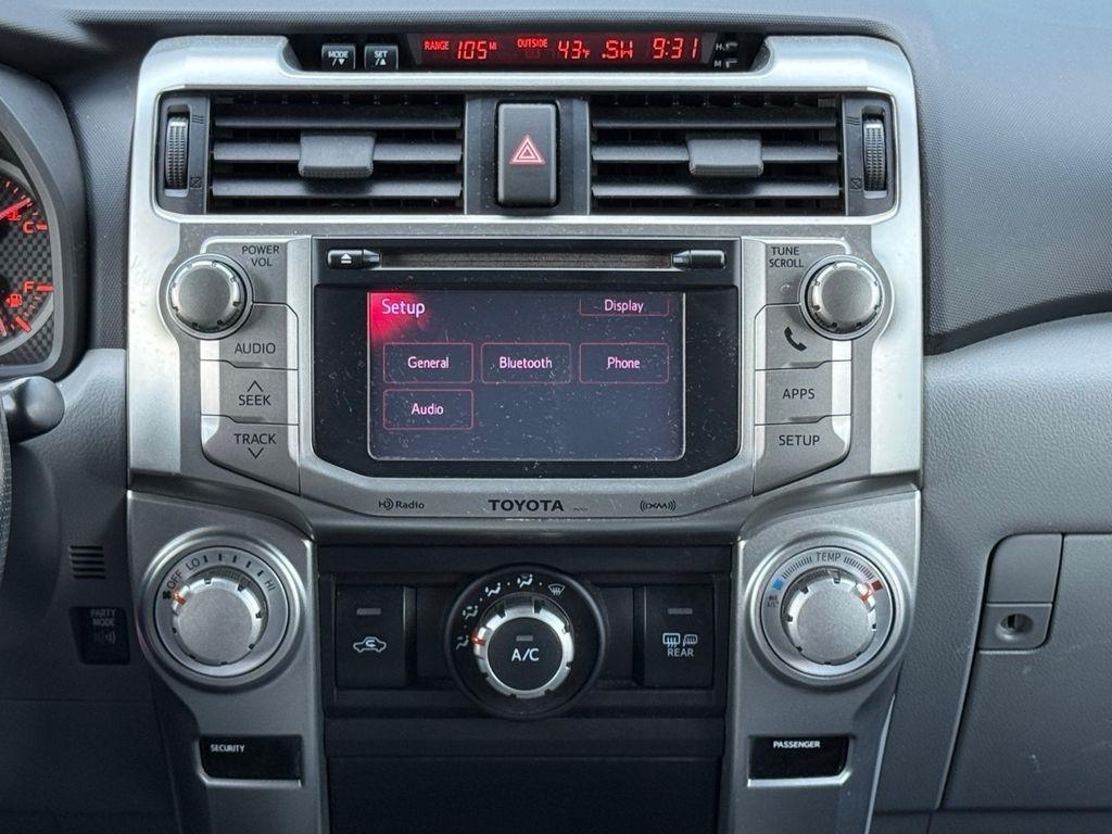 Toyota 4Runner  2012