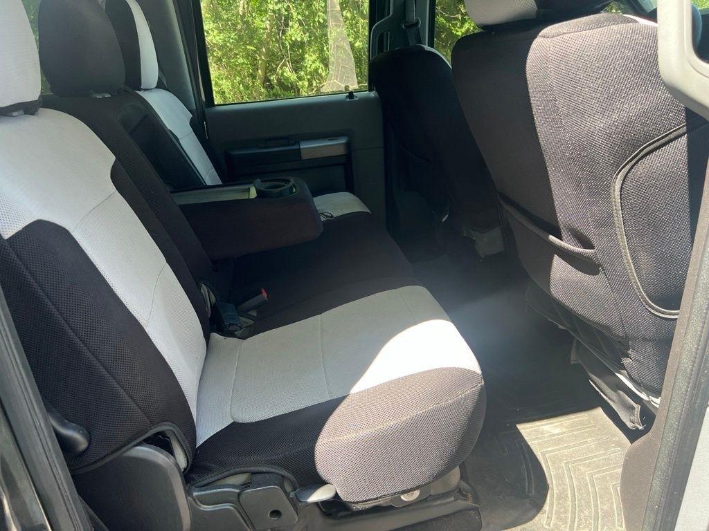 Ford F-250 SD XLT Crew Cab 4WD 2016