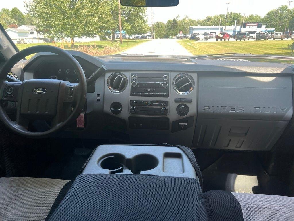 Ford F-250 SD XLT Crew Cab 4WD 2016