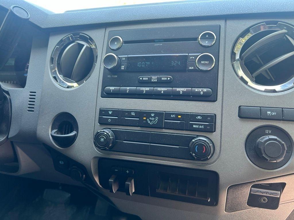 Ford F-250 SD XLT Crew Cab 4WD 2016