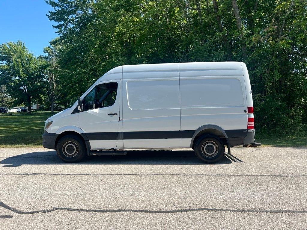 Mercedes-Benz Sprinter 2500 144-in. WB 2017