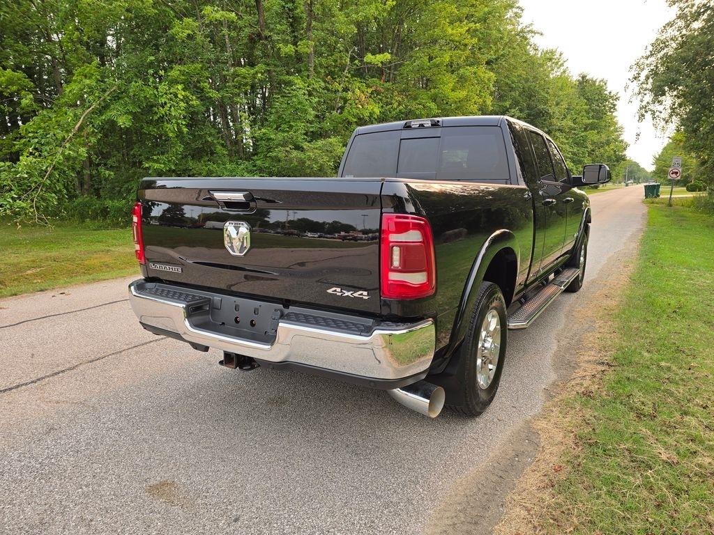RAM 3500 Laramie Mega Cab 4WD 2022