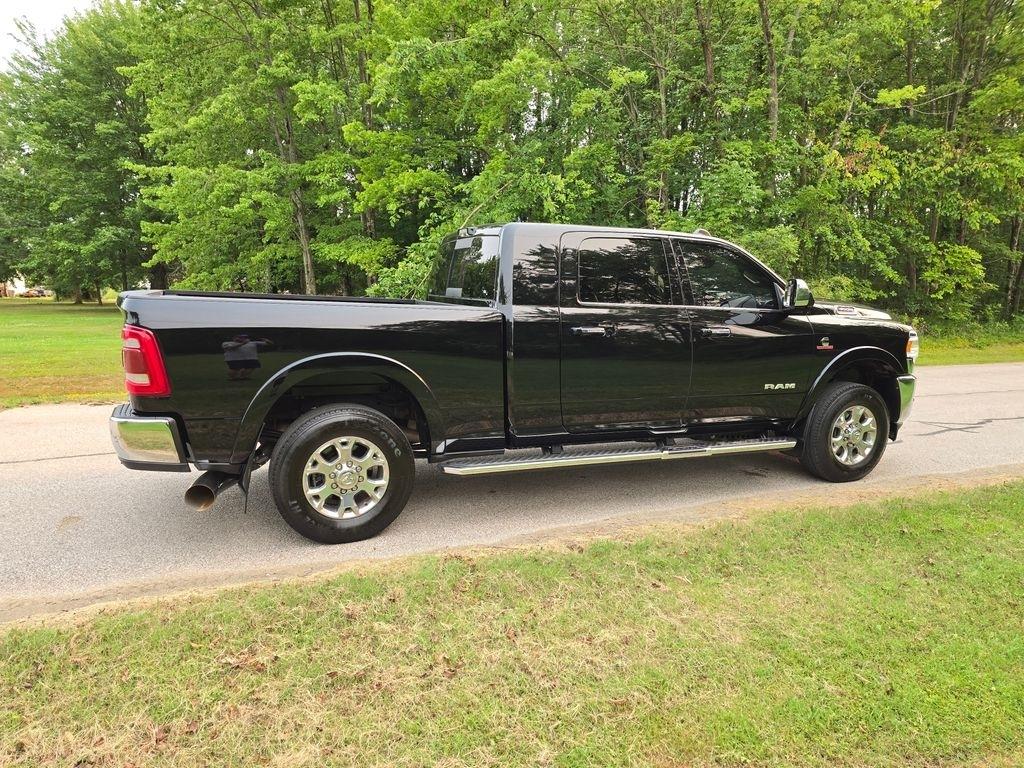 RAM 3500 Laramie Mega Cab 4WD 2022