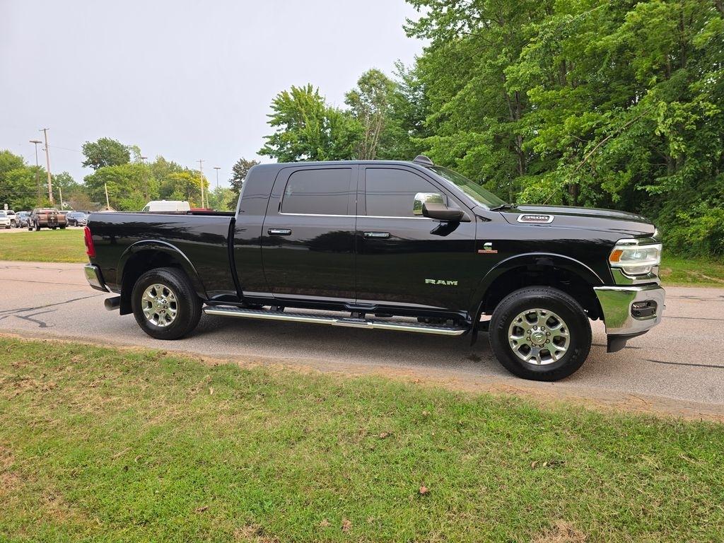 RAM 3500 Laramie Mega Cab 4WD 2022