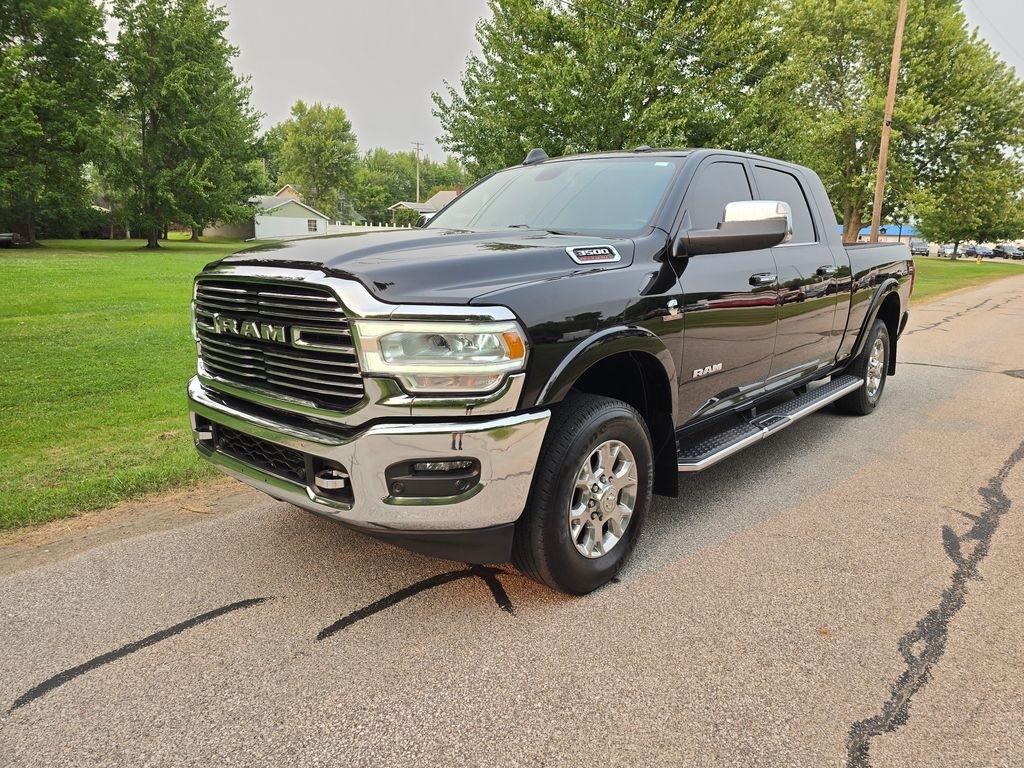 RAM 3500 Laramie Mega Cab 4WD 2022